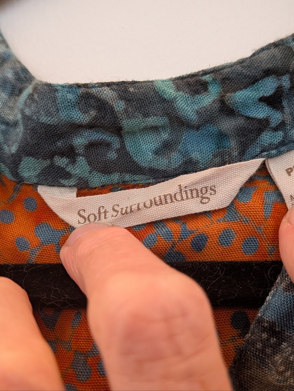 Boho Orange Teal Floral Maxi Dress Caftan Soft Surroundings 100% Rayon Batik PS - Picture 6 of 10
